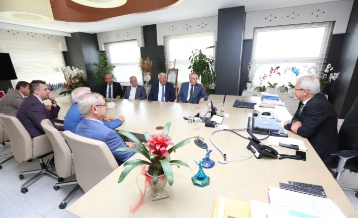 Bursa Organize Sanayi Bölgesi Sanayicileri ve İş İnsanları Derneği’ni kabulünde