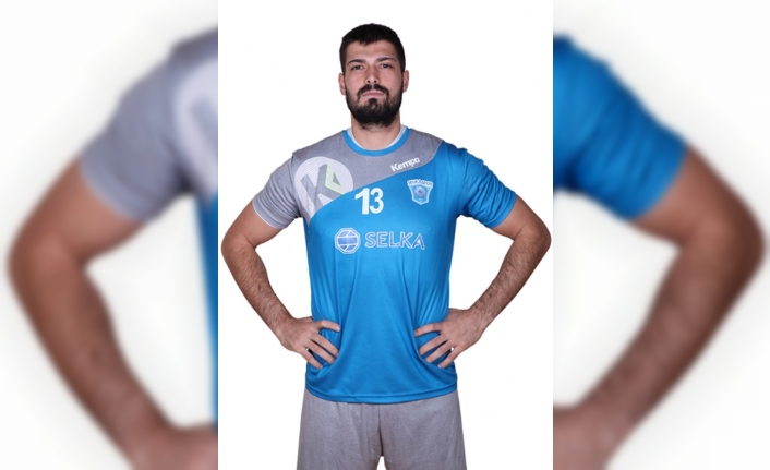  Nilüfer Belediyespor, Hem Voleybol Hem De Hentbol Takımlarında Birer