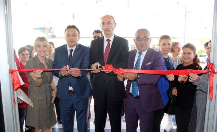 Balıkesir’in Bandırma ilçesinde Hafsa Sultan Mesleki ve Teknik Anadolu Lisesi