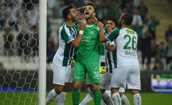  Bursaspor'un Genç File Bekçisi Okan Kocuk, Galatasaray İle Anlaşmaya