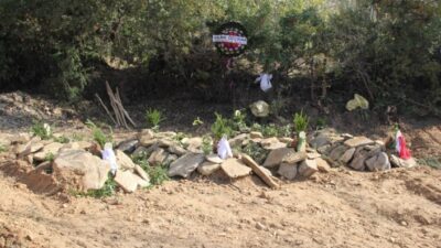  Törenin Ardından Cenazeler, Çelebiler Mezarlığında Yan Yana Defnedildi.