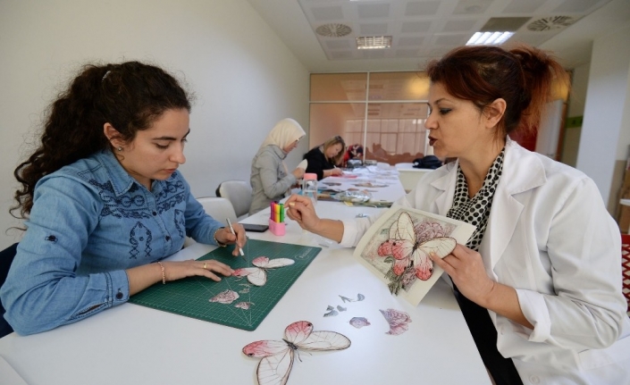  Osmangazi Belediyesi Meslek Edinme Kursları (osmek) Bünyesinde Açılan Rölyef