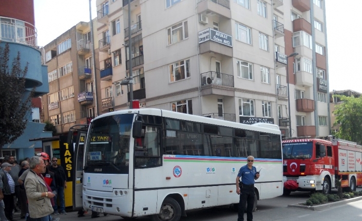  Balıkesir'in Bandırma İlçesinde Meydana Gelen Kazada Yolun Karşısına Geçmek