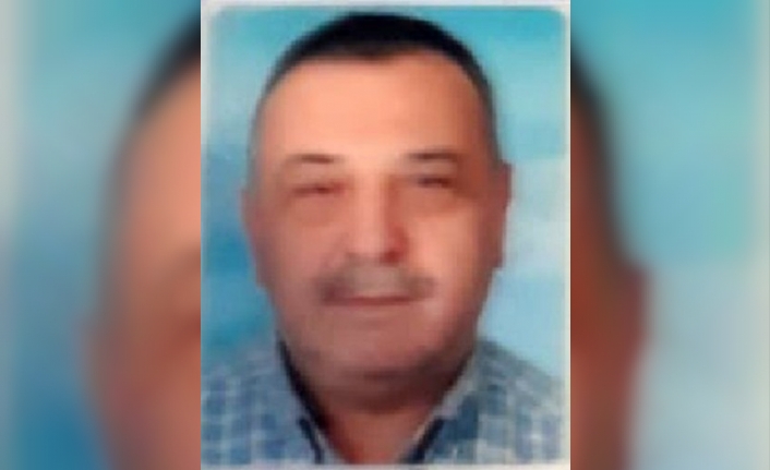 Bursa’nın Mustafakemalpaşa ilçesinde otomobilin direksiyon hakimiyetini kaybeden sürücü ağaca çarptı.