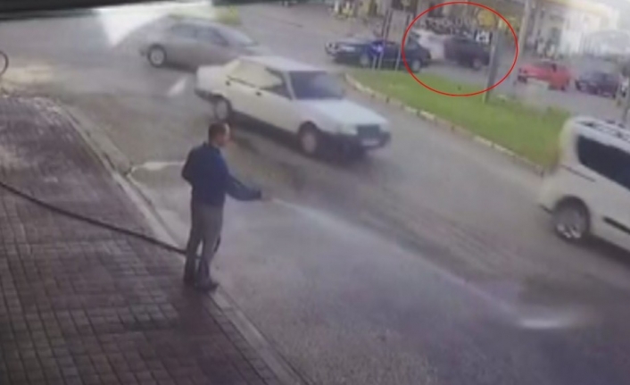 Bursa İnegöl İlçesi Eski Ankara Caddesi Üzerinde Meydana Gelen Kaza