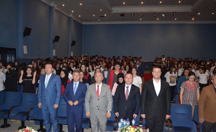 Balıkesir Valiliği ve Milli Eğitim Müdürlüğü iş birliğiyle aşıklık geleneği
