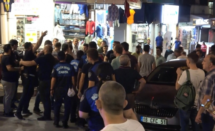 Bursa’da bayram öncesi Büyükşehir Meclisi’nde alınan karar gereği işportacılara kesinlikle