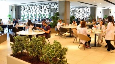 Hastalara Yemekler Barkodla Veriliyor