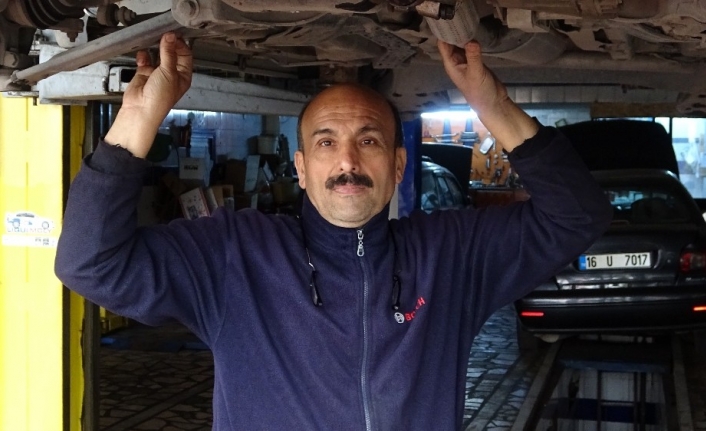 Bursalı oto tamircisi, geliştirdiği sistemle 12 bin liralık arızayı 2