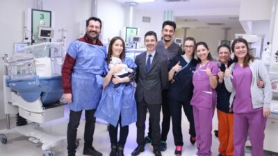 İzmir’de yaşayan öğretmen çiftin henüz 25 haftalıkken sadece 700 gram