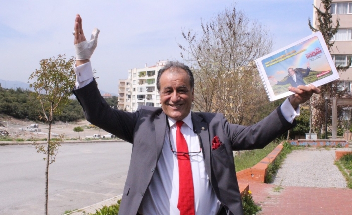 İzmir’de Buca Koop Mahallesi’nin muhtar adayı Remzi Doğan (65), seçim