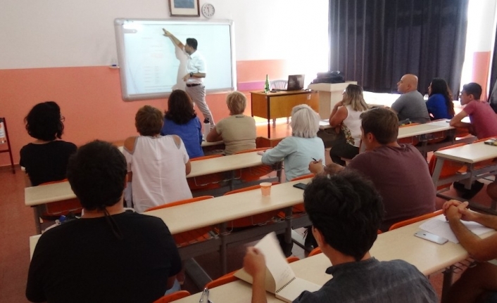 Balıkesir’in Edremit İlçesinde “okumanın Yaşı Yoktur” Diyenlerin Buluştuğu Balıkesir Üniversitesi