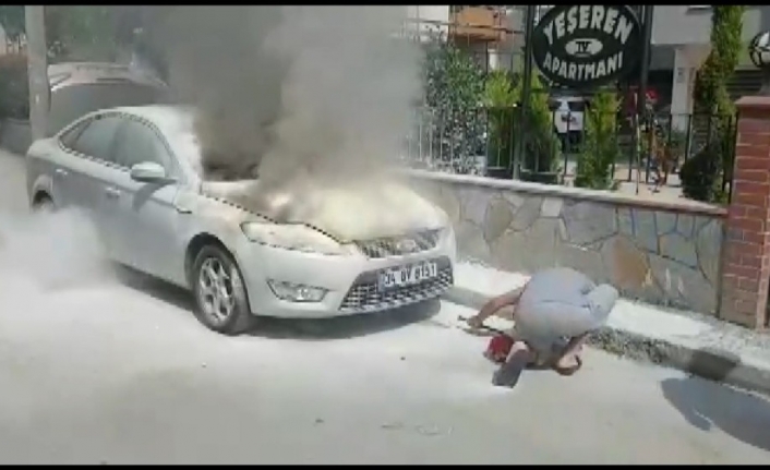 Bursa’da park halinde belirlenemeyen bir sebeple alev alan otomobile ilk