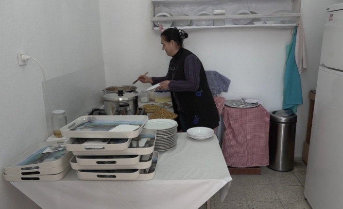 Balıkesir’in Sındırgı ilçesi yöresine ait unutulan tat tarhana bezdirmesi kış