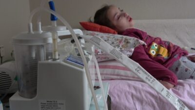 Bursa’da 2016 yılında boğazına zeytin çekirdeği kaçınca beyin felci geçiren