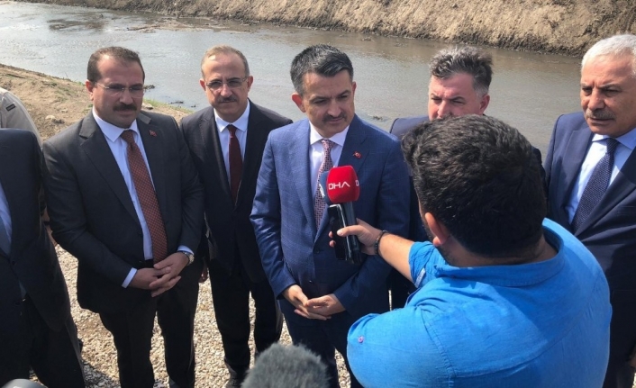 Tarım Ve Orman Bakanı Bekir Pakdemirli, Pendik'deki Orman Yangınına İlişkin