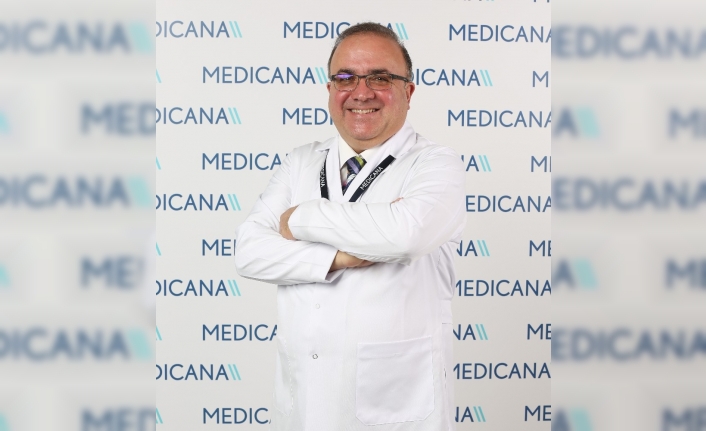  Beyin Ve Sinir Cerrahisi Uzmanı Doç. Dr. Hakan 
