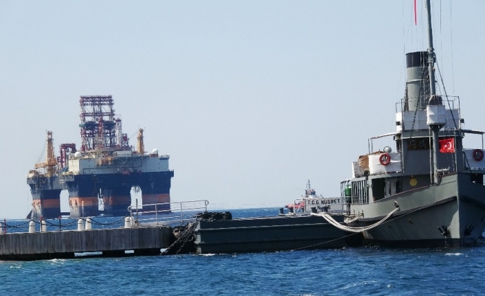  )- Bahama Adaları Bayraklı, 115 Metre Boyunda Ve 84