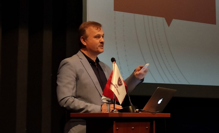  Prof.dr. Aşkın: İyi Niyet Bazen Kaybettirse Bile Kendimize Ve