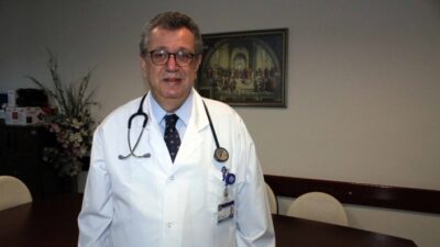 Kanser Haftası nedeniyle önemli bilgiler veren İç Hastalıkları Onkoloji Bilim