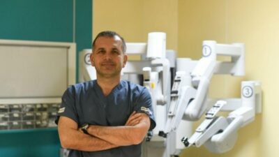 Robotik cerrahi alanındaki başarılarıyla tanınan Ege Üniversitesi Tıp Fakültesi Üroloji