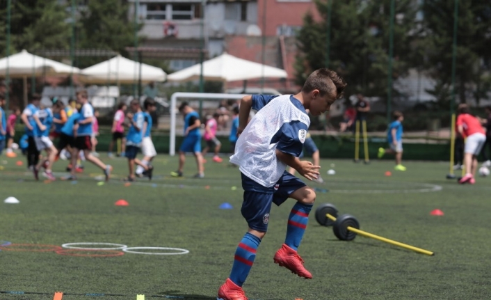  2018 Yılında Türkiye’de Geleceğin Futbolcularını Bulmak İçin Çalişmalarina Başlayan