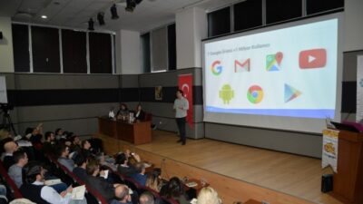 Google Dijital Pazarlama ve Strateji Danışmanı Özgür Deniz Aydın, basılı
