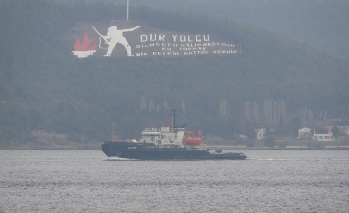  Rus Donanmasına Ait Arama Kurtarma Römorkörü 'shakhter' Çanakkale Boğazı'ndan