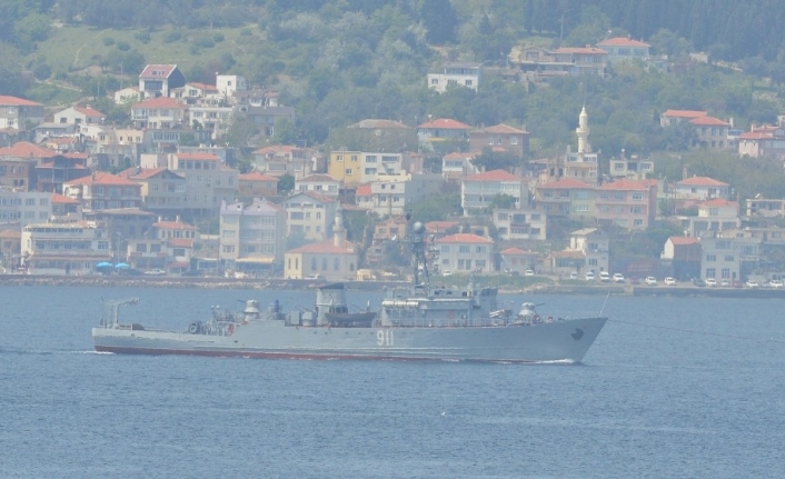 Rus Donanmasına ait 911 borda numaralı ‘Ivan Golubets’ adlı arızalı