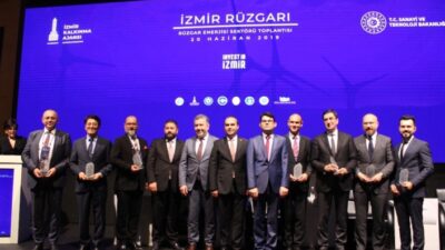  Sanayi Ve Teknoloji Bakan Yardımcıları Çetin Ali Dönmez Ve