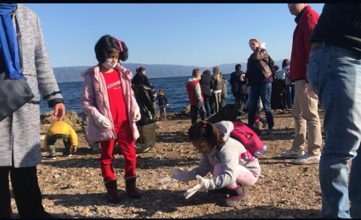  Sahili Temizleyen Öğrenciler Öyle Çöyler Buldu Ki