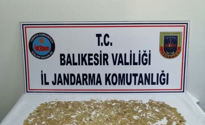 Balıkesir’in Susurluk ilçesinde bir kişi, sahte Osmanlı sikkeleri karşılığında 150