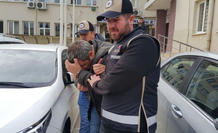 Bursa’da sözde Pennsylvania Üniversitesi diploması ile açtığı kekemelik ve düzgün