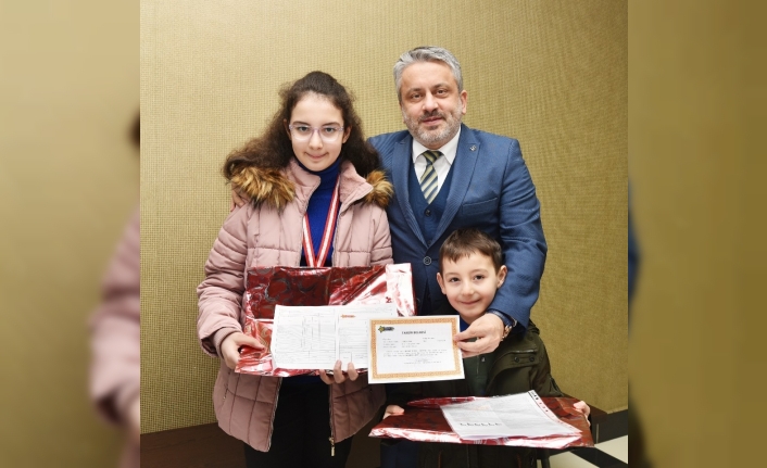 AK Parti Bursa İl Başkanı Ayhan Salman, iktidarları döneminde yapılan