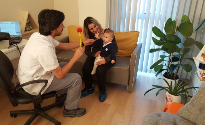 Göz Hastalıkları Uzmanı Dr. Halil Hüseyin Çağatay, şaşılığın çocuk ve