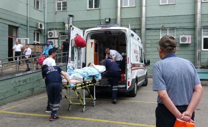Bursa Devlet Hastanesi'ndeki 72 Yoğun Bakım Hastası, Şehir Hastanesine Ambulanslarla