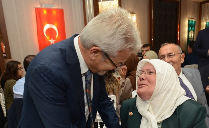 Nilüfer Belediyesi, şehit aileleri ve yakınları ile gazileri iftarda ağırladı.