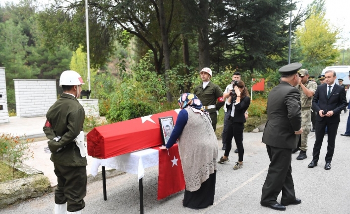  Balıkesir'de Vatani Görevini Yapan 20 Yaşındaki Ulaştırma Er Oğuzhan
