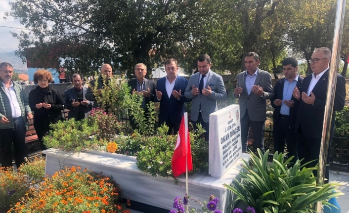 Şehit Jandarma Uzman Çavuş Okan Dinçer, Bigadiç'in Bademli Köyünde Kabri