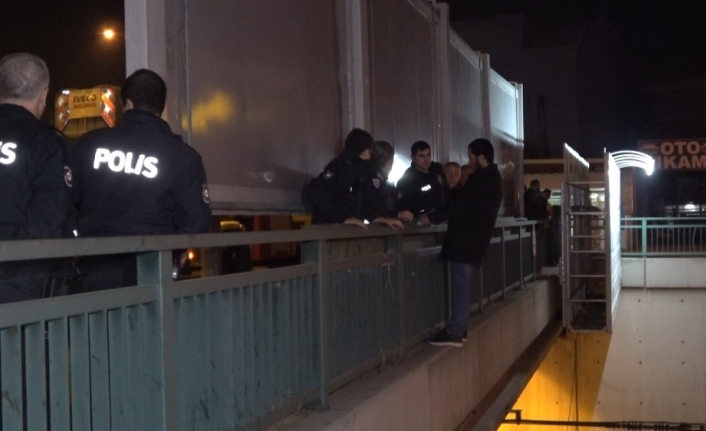  Bursa’da Bir Kişi Kendisinden Ayrılan Sevgilisi İle Barışmak İçin