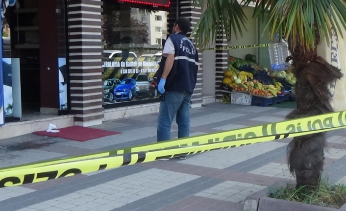  Bursa'nın İnegöl İlçesinde Bir İş Yerinde Çikan Kavgada 1