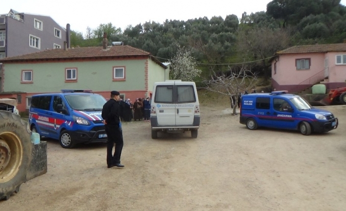Balıkesir’in Bandırma ilçesinde meydana gelen olayda 3 kişi sobadan sızan