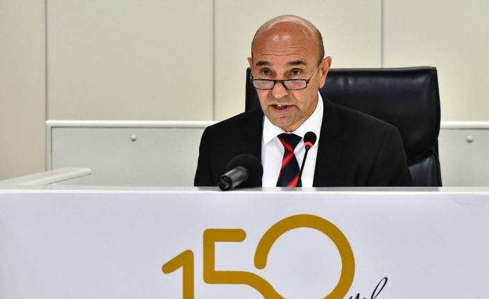  "kıbrıs'ı Kıbrıslılara Bırakalım" Sözleriyle Eleştirilen İzmir Büyükşehir Belediye Başkanı