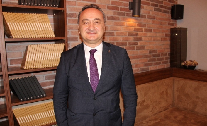 Ülkeler için genç nüfusa sahip olmanın bir fırsat olduğunu savunan