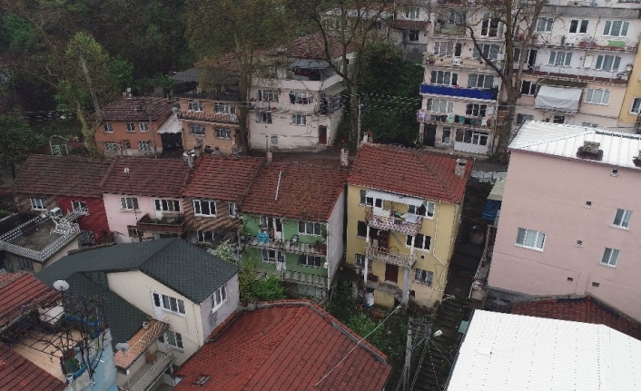 Bursa’da 1 yıl önce toprak kaymasının yaşandığı ve 104 evin