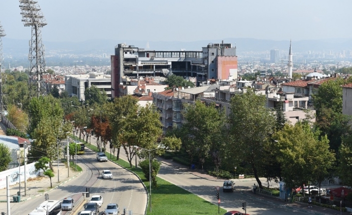  Bursa’da 20 Yıldır Sürekli Yıkılması Gündeme Gelen Ancak Bu