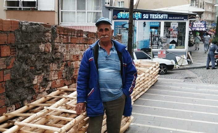 Erdek’te meydana gelen traktör kazasında, traktör sürücüsü yaralandı.