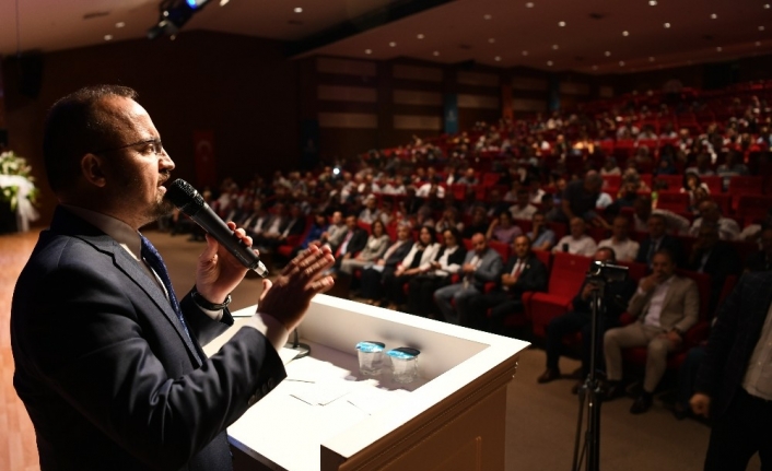  Ak Parti Grup Başkanvekili Ve Çanakkale Milletvekili Bülent Turan,
