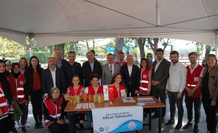  Türk Kızılay Bursa Şubesi’nin Uludağ Üniversitesi Kampüsünde Gerçekleştirilen ‘üniversitene