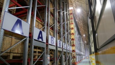 Türkiye’nin tek yerli mobil raf üreticisi olan ÜÇGE DRS Depo